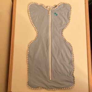 Love to Dream swaddle up lite small 8-13lbs